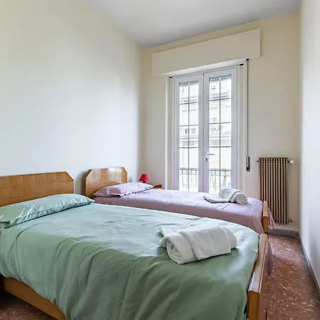 Appartamento Guesthost - Spacious Apartmente Near The Beach! Viareggio