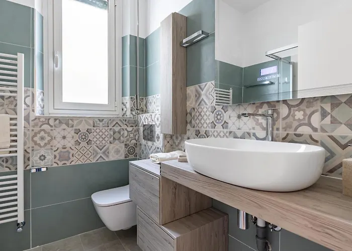 Guesthost - Spacious Apartmente Near The Beach! Appartamento Viareggio